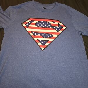 Super Man T-Shirt With American Flag Size XLarge Blue  Mens
